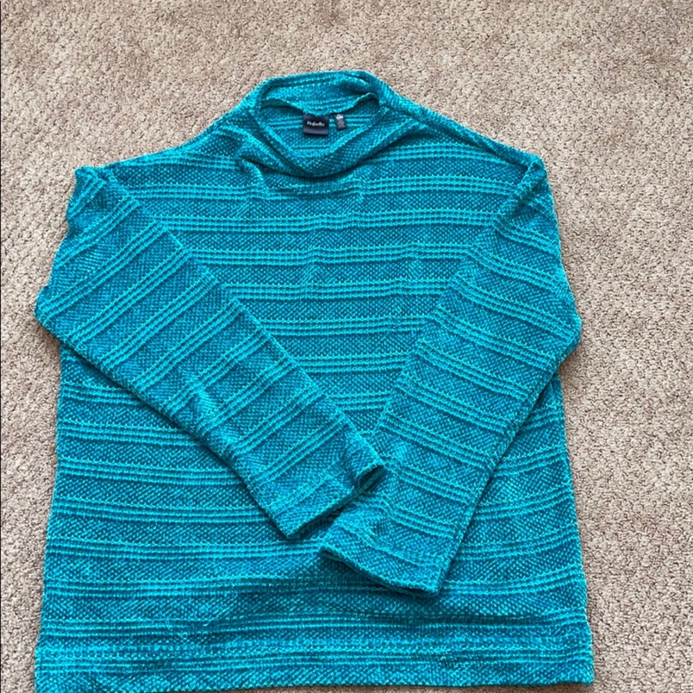 Very pretty teal sweater